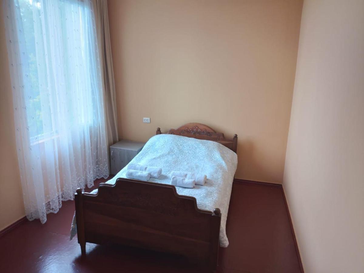 Merabi And Neli Guest House Makhinjauri Luaran gambar