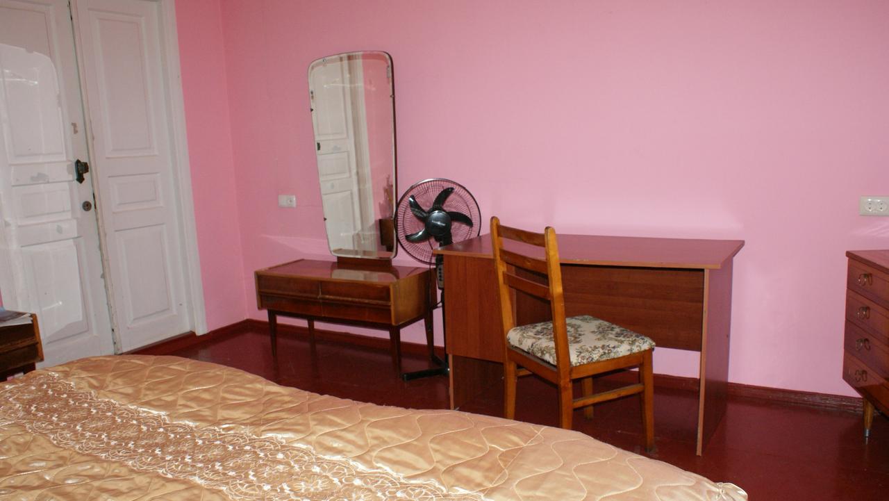 Merabi And Neli Guest House Makhinjauri Luaran gambar