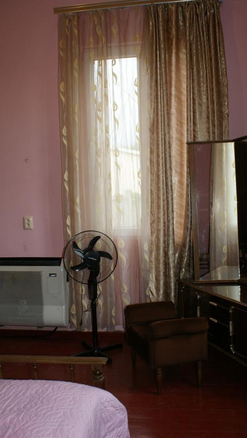Merabi And Neli Guest House Makhinjauri Luaran gambar